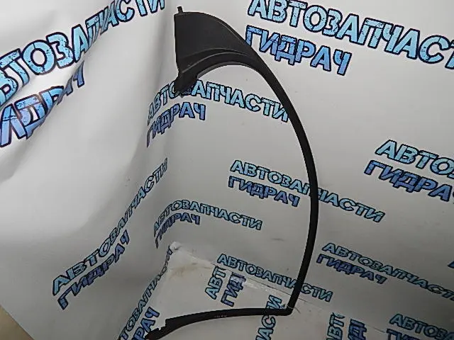 рамка стекла задней левой двери Mercedes-Benz  E-Class W211