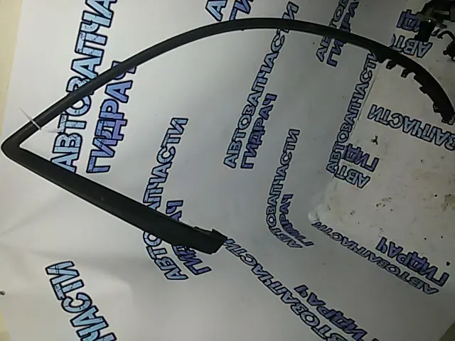 рамка стекла задней правой двери Mercedes-Benz  E-Class W211