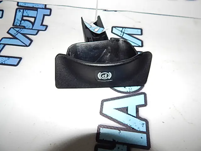 ручка стояночного тормоза Mercedes-Benz  E-Class W211