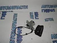 замок задней спинки сидения правый Mercedes-Benz  E-Class W211