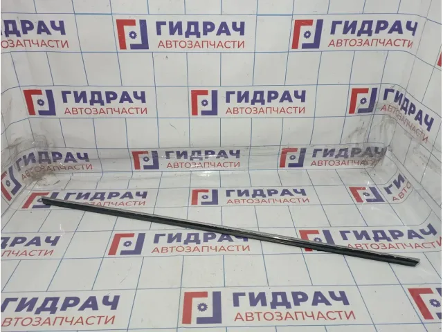 Накладка стекла переднего правого Mini Cooper (R50) 51337071670