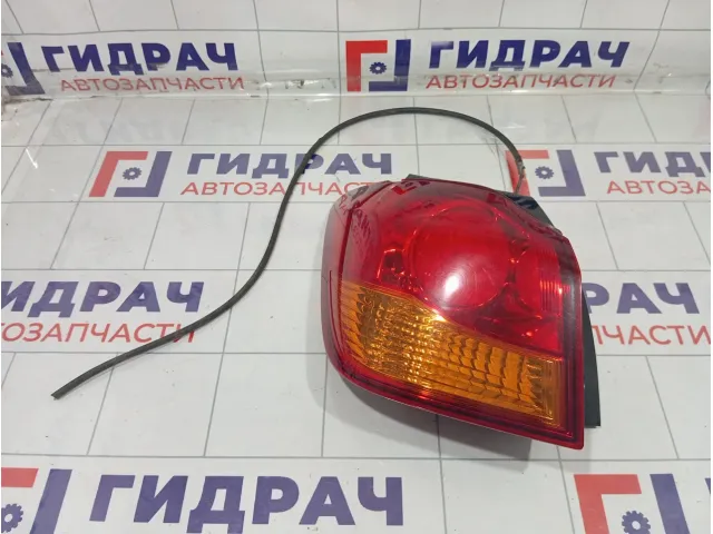 Фонарь задний наружный левый Mitsubishi ASX 8330A689