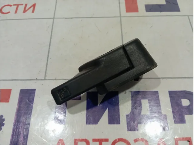 Ручка открывания лючка бензобака Mitsubishi ASX 5943A028