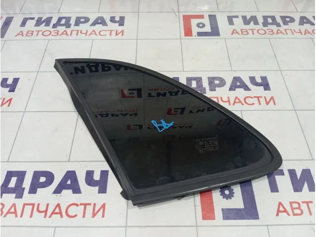 Стекло кузовное глухое (форточка) левое Mitsubishi ASX 6121A301