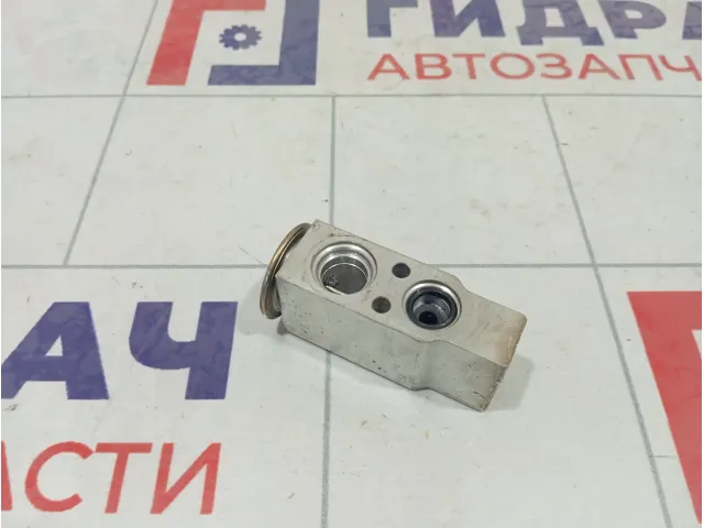 Клапан кондиционера Mitsubishi ASX 7810A126