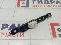 Механизм регулировки ремня безопасности Mitsubishi ASX 7005A011