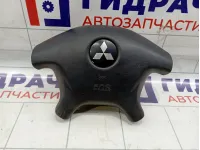 Подушка безопасности в рулевое колесо MITSUBISHI AIRTREK  MR632893