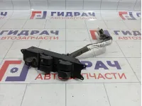 Блок управления стеклоподъемниками Mitsubishi Airtrek MR502232