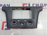 Накладка блока управления климат контролем Mitsubishi Airtrek MR590030