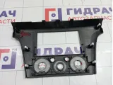 Накладка блока управления климат контролем Mitsubishi Airtrek MR590030
