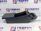 Подлокотник Mitsubishi Airtrek MR590538