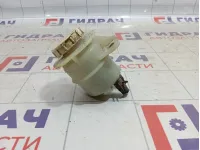 Бачок главного тормозного цилиндра Mitsubishi Airtrek MR370276