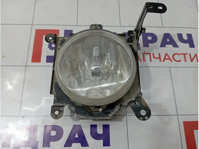 Фара противотуманная правая Mitsubishi Airtrek MR515728