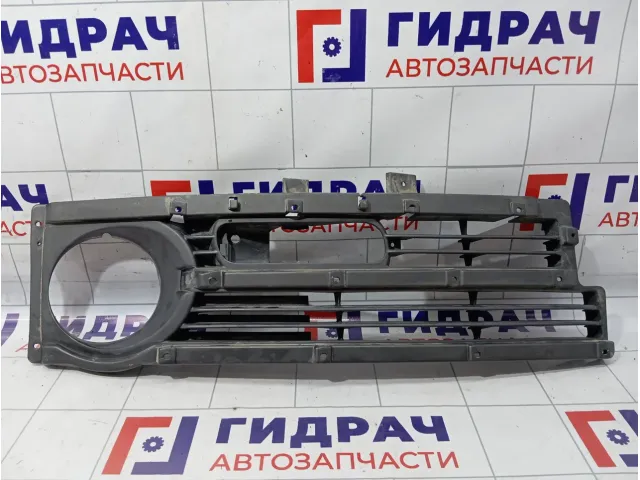 Накладка бампера переднего правая Mitsubishi Airtrek MR971707