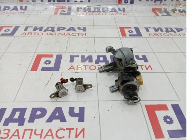 Замок зажигания Mitsubishi Airtrek MR527046