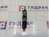 Повторитель в бампер передний левый Mitsubishi Airtrek