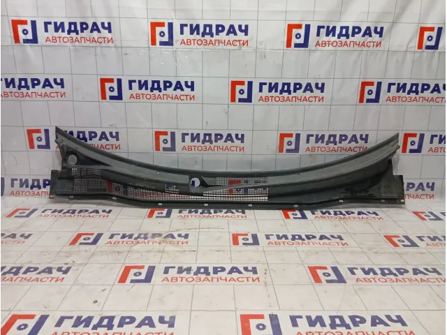 Решетка стеклоочистителей Mitsubishi Airtrek MR511893