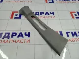 Обшивка стойки средней правой верхняя Mitsubishi Carisma MB947018