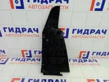 Решетка динамика задняя правая Mitsubishi Carisma MB947040