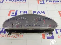 Панель приборов Mitsubishi Carisma