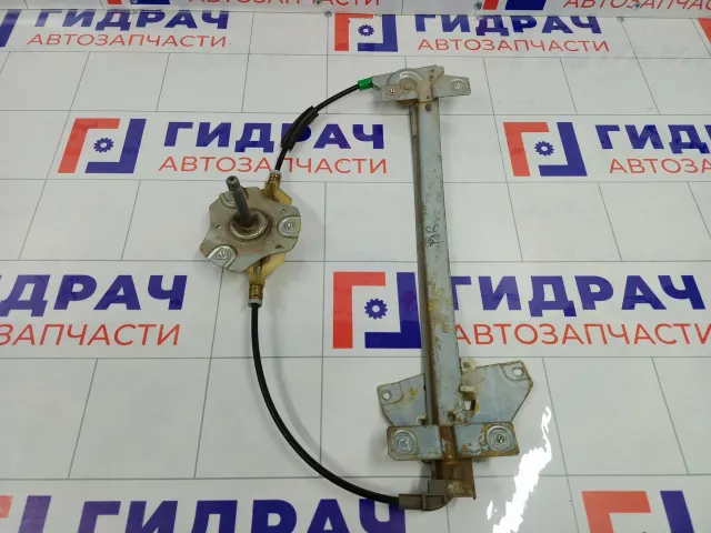 Стеклоподъемник механический задний правый Mitsubishi Carisma