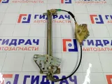 Стеклоподъемник механический задний правый Mitsubishi Carisma