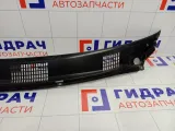 Решетка под лобовое стекло (Жабо) Mitsubishi Carisma MB944695