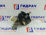Усилитель тормозов вакуумный Mitsubishi Carisma