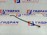 Держатель капота Mitsubishi Carisma