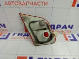 Фонарь задний внутренний правый Mitsubishi Carisma