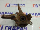 Кулак поворотный передний правый Mitsubishi Carisma