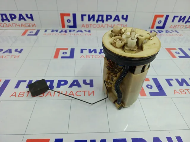 Насос топливный Mitsubishi Carisma