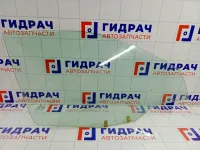 Стекло двери передней правой Mitsubishi Carisma