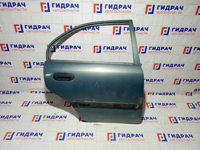 Дверь задняя правая Mitsubishi Carisma