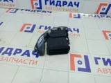 Дефлектор воздушный левый Mitsubishi Colt MR748145