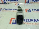 Дефлектор воздушный правый Mitsubishi Colt MR748147