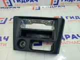 Рамка магнитолы Mitsubishi Colt MR240476