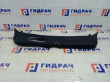 Обшивка багажника на крышку Mitsubishi Colt MR785247