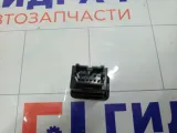 Кнопка противотуманных фар Mitsubishi Colt MR381924