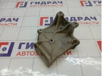 Кронштейн компрессора пневмоподвески Mitsubishi Galant MN134179