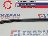 Уплотнитель стекла двери задней правой Mitsubishi L200 MN117622. Внутренний.