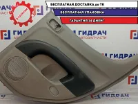 Обшивка двери задней правой Mitsubishi L200 7222A290HA. Потертость.