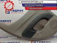 Обшивка двери задней левой Mitsubishi L200 7222A289HA. Потертость.