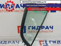 Стекло двери задней правой (форточка) Mitsubishi L200 5740A206.