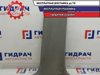 Обшивка стойки средней правой нижняя Mitsubishi L200 MN123868HA. Потертость.