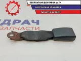 Ответная часть ремня безопасности Mitsubishi L200 7000B924. Задняя.