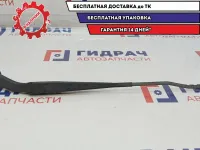 Поводок стеклоочистителя передний правый Mitsubishi L200 8250A373.