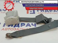 Ремень безопасности задний центральный Mitsubishi L200 7000B905.