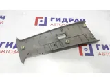 Обшивка стойки средней левая верхняя Mitsubishi L200 MN123869HA.