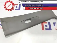 Обшивка стойки средней правая верхняя Mitsubishi L200 MN123870HA.